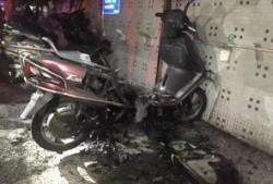 电瓶车充电爆料视频播放,视频爆料揭示充电过程与安全隐患