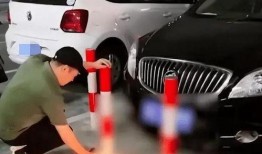 霸姐占车位爆料视频在线观看,一场车位争夺战背后的故事