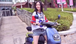 电瓶车充电爆料视频播放,视频爆料揭示充电过程与安全隐患