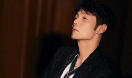 娱乐圈内爆料男明星,揭秘男明星背后的秘密与真相