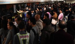 排队爆料老朋友视频,揭秘老友间的欢乐瞬间