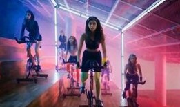 夜场蹦迪爆料视频大全下载,揭秘狂欢背后的精彩瞬间