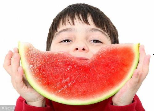 娱乐吃瓜酱的背景图